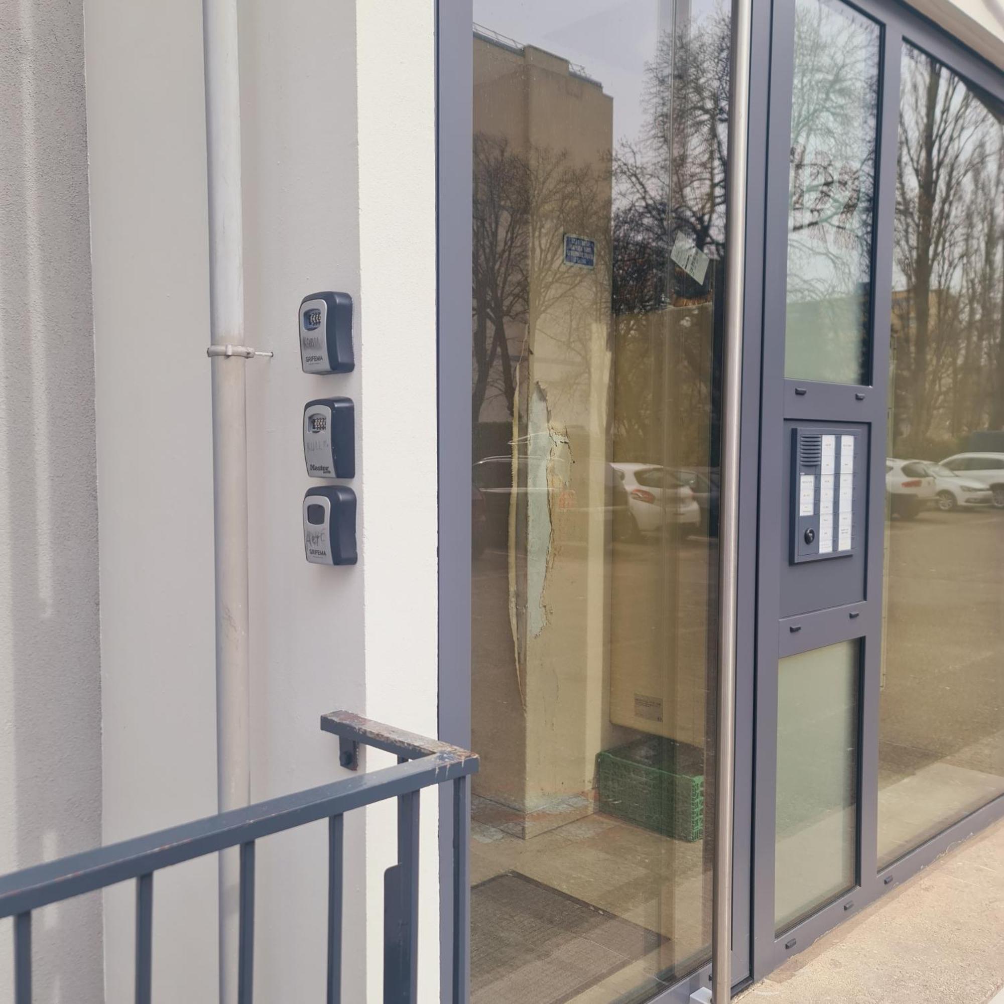 Studio Kaan Avec Terasse 5Mn Basel Airport Saint-Louis  Exterior foto